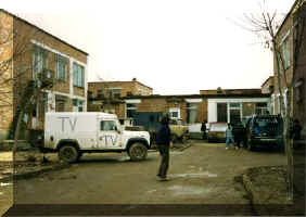 school_house.jpg (51725 bytes)